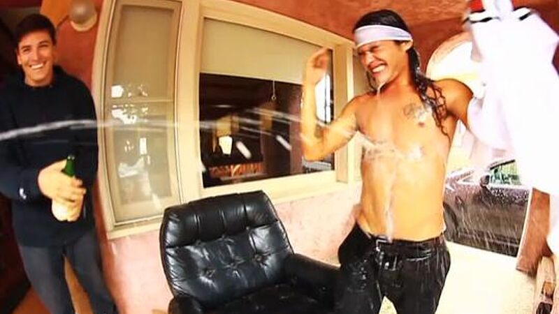 David Gonzalez David Gonzalez – Thrasher Skater of the year 2012