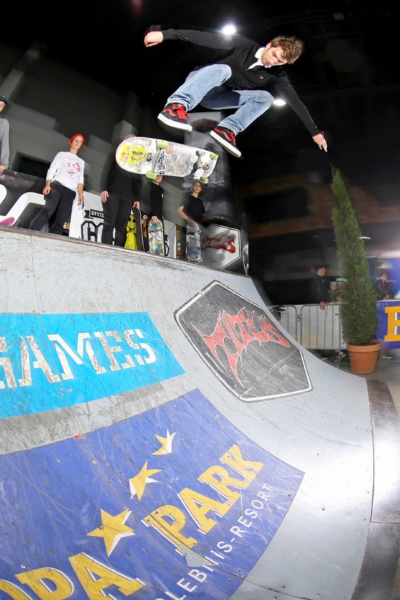 Jim-Romer-Bs-Heelflip-Rust.jpg