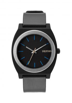 Nixon_Duesseldorf_Watch_Uhr_1.jpg