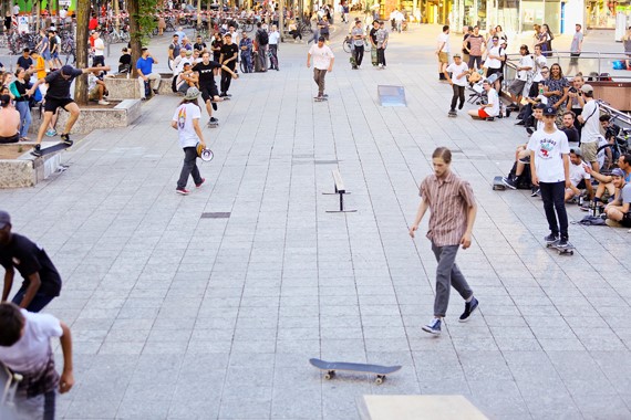 Overview Hauptwache "Go Skateboarding Day 2017"