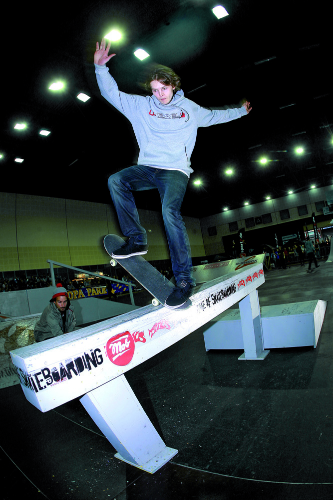 ThomasWeber_BsBluntslide_Bremen2011.jpg