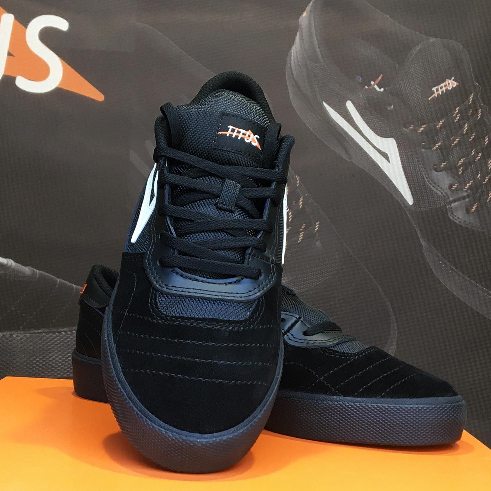 Titus-Wiesbaden-Skateshop-Streetwear-lakai-schuhe-x-titus-cambridge-black-black_2196_1600x1600.jpg