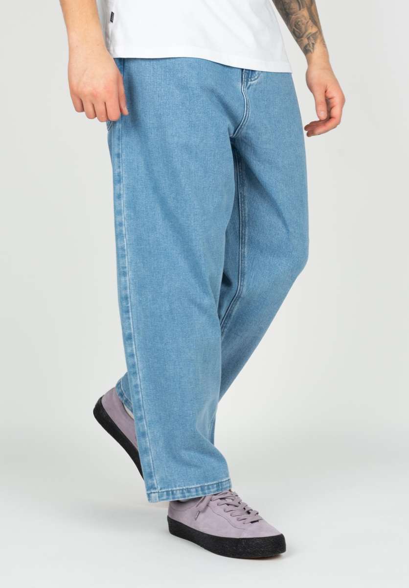 Titus-Wiesbaden-Streetwear-titus-jeans-boogy-lightbluewashed-rueckenansicht-0269155_600x600@2x.jpg