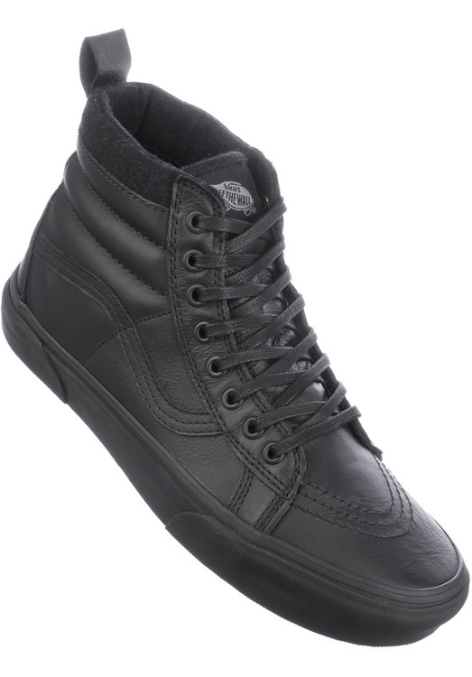 Titus_Muenchen_Vans_black_1.jpg