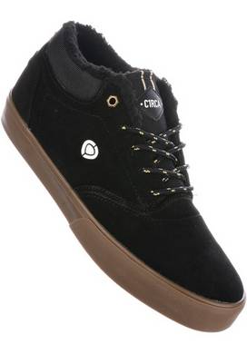 lakota-se-c1rca-exclusiv-titus-stuttgart.jpg