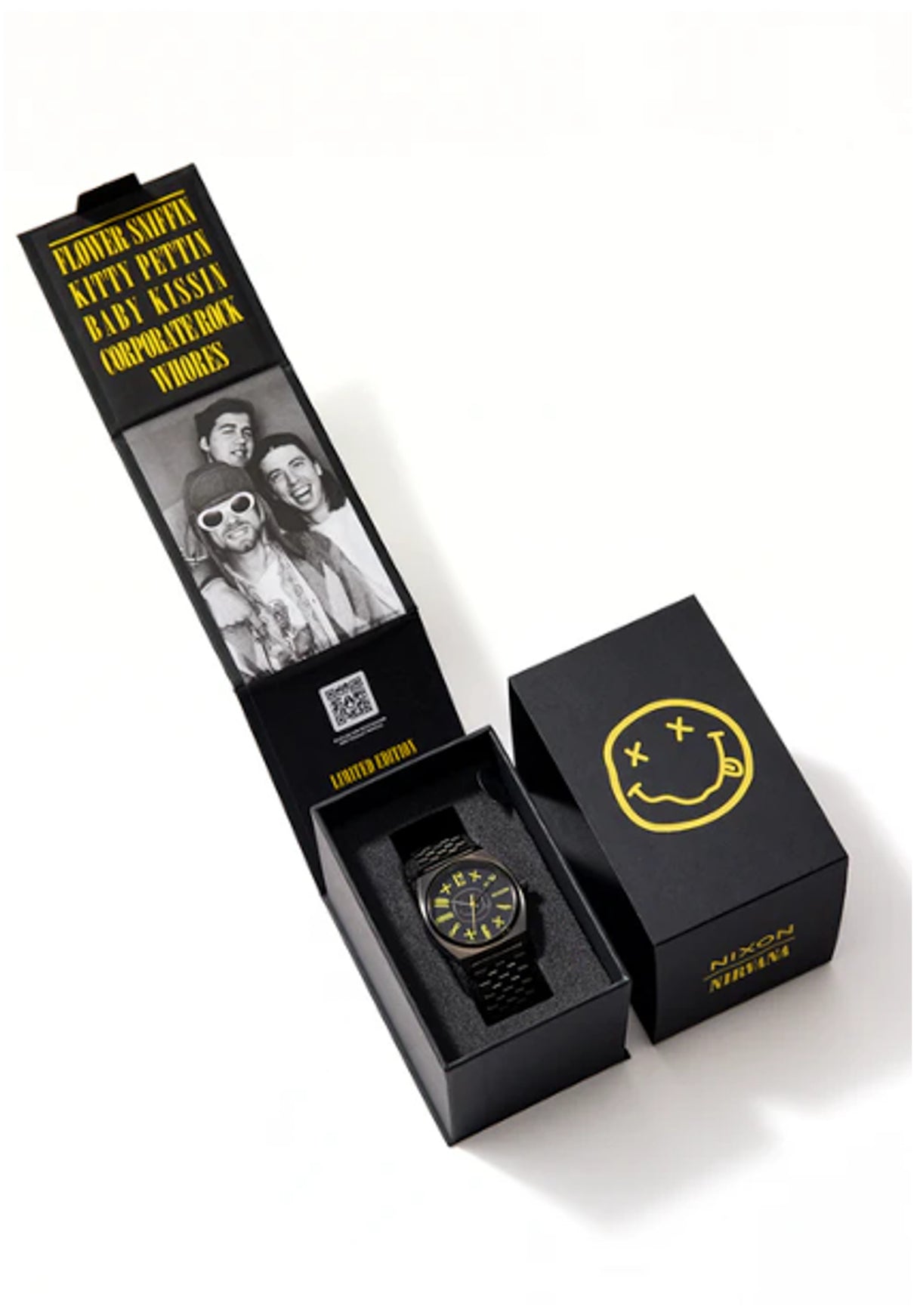 x Nirvana Time Teller black Closeup2