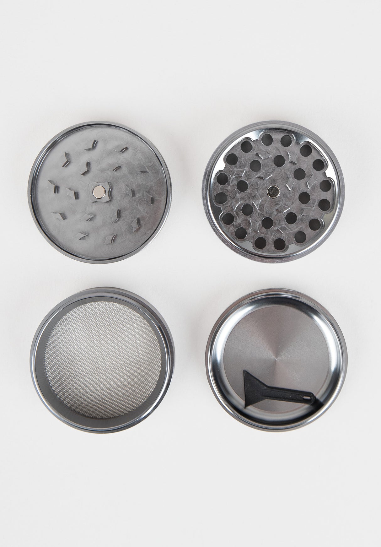 Spiro Metal 4 Parts Grinder gunmetal Closeup2