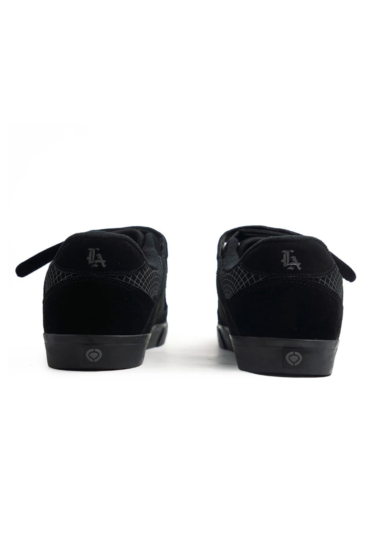 205 Vulc x Manhole black-grey Closeup1