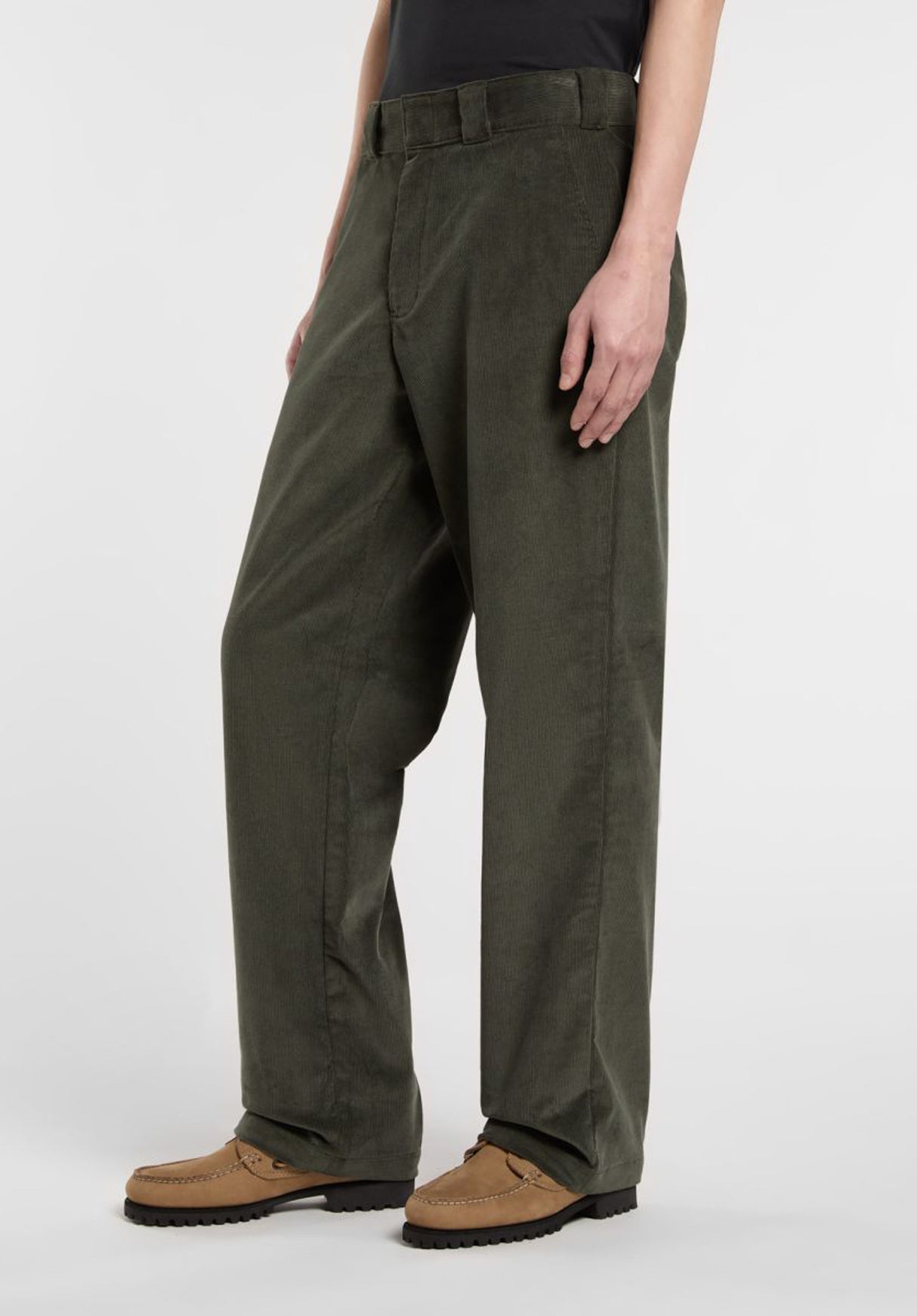 Corduroy 874 Pant olivegreen Closeup1