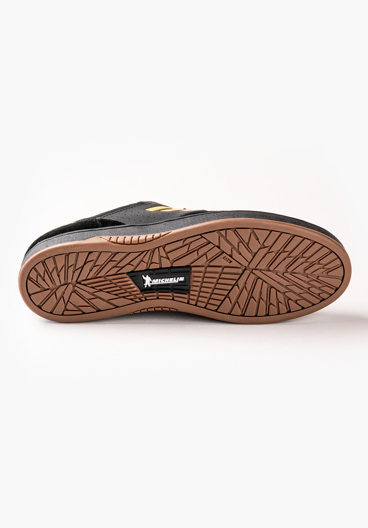 x TITUS Marana Michelin black-ambergold Closeup1