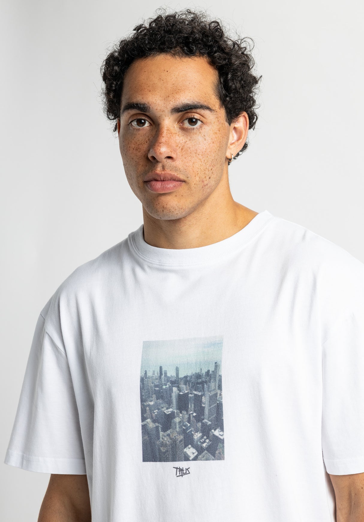 Concrete City white Closeup1