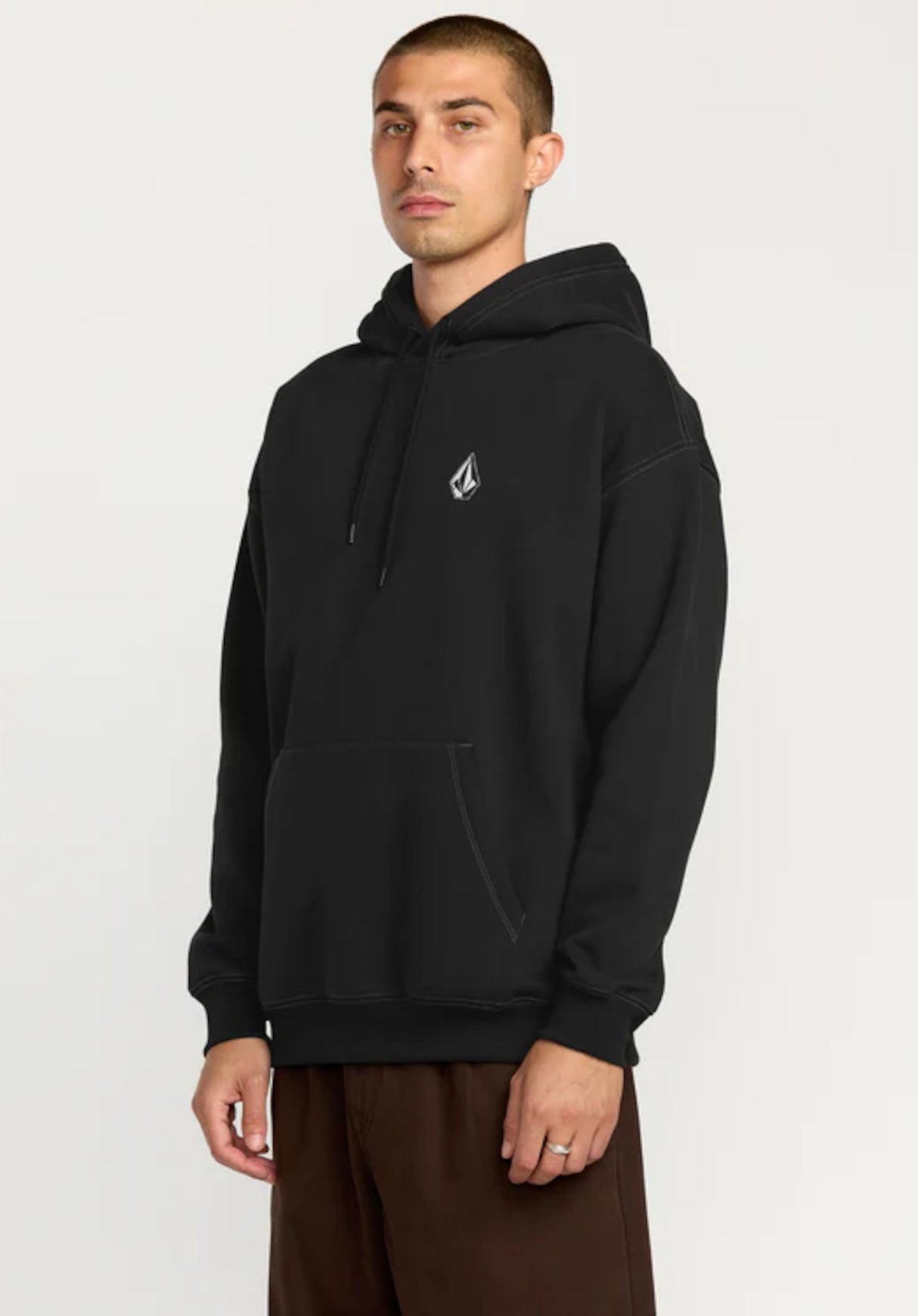 Skidder black Rueckenansicht