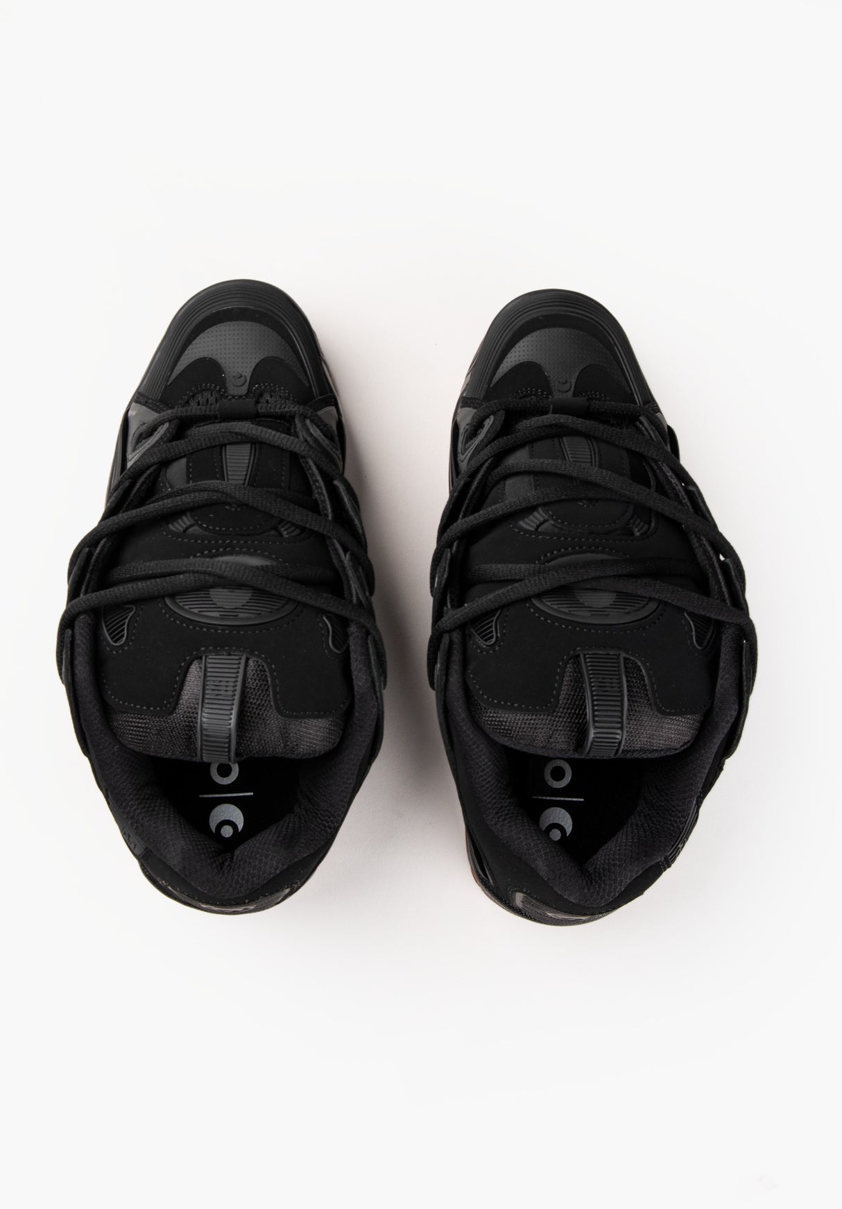 D3 2001 black-black-gum Unteransicht