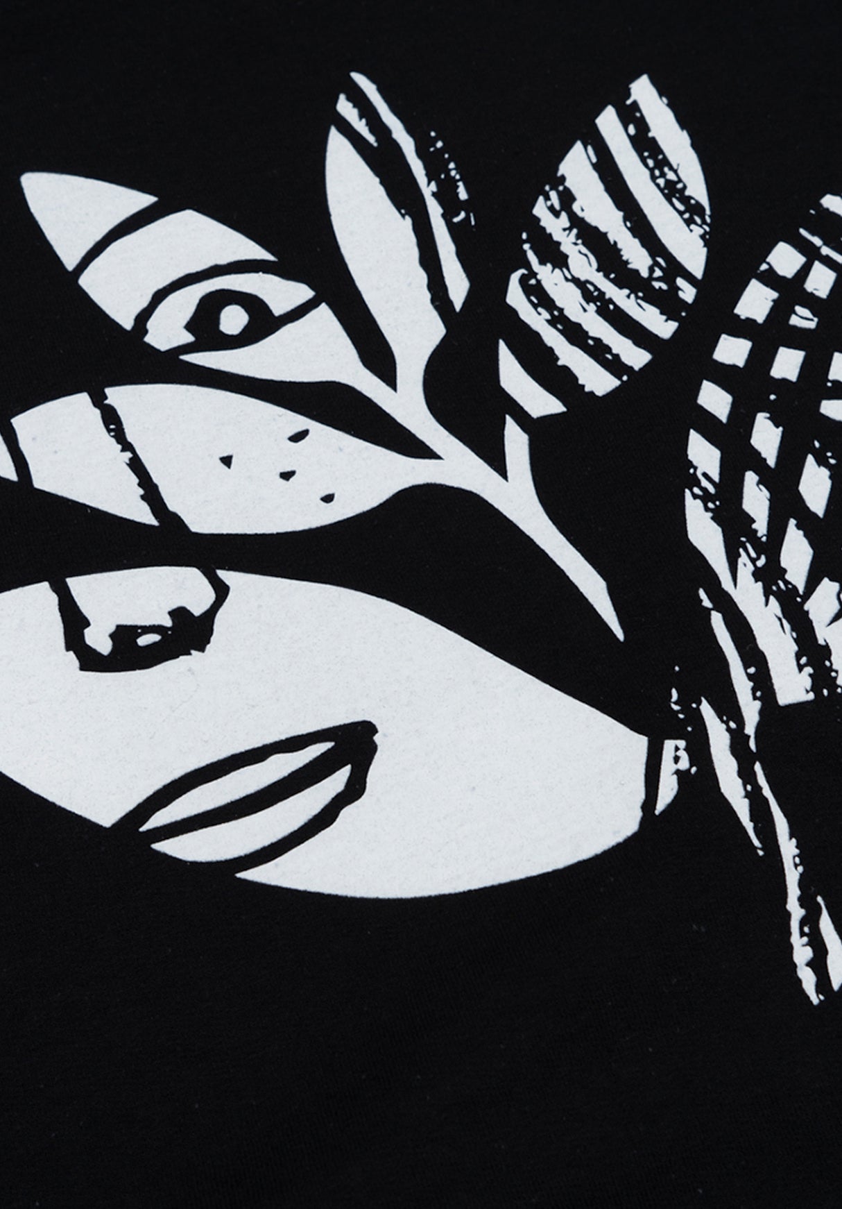 Femme black Closeup2