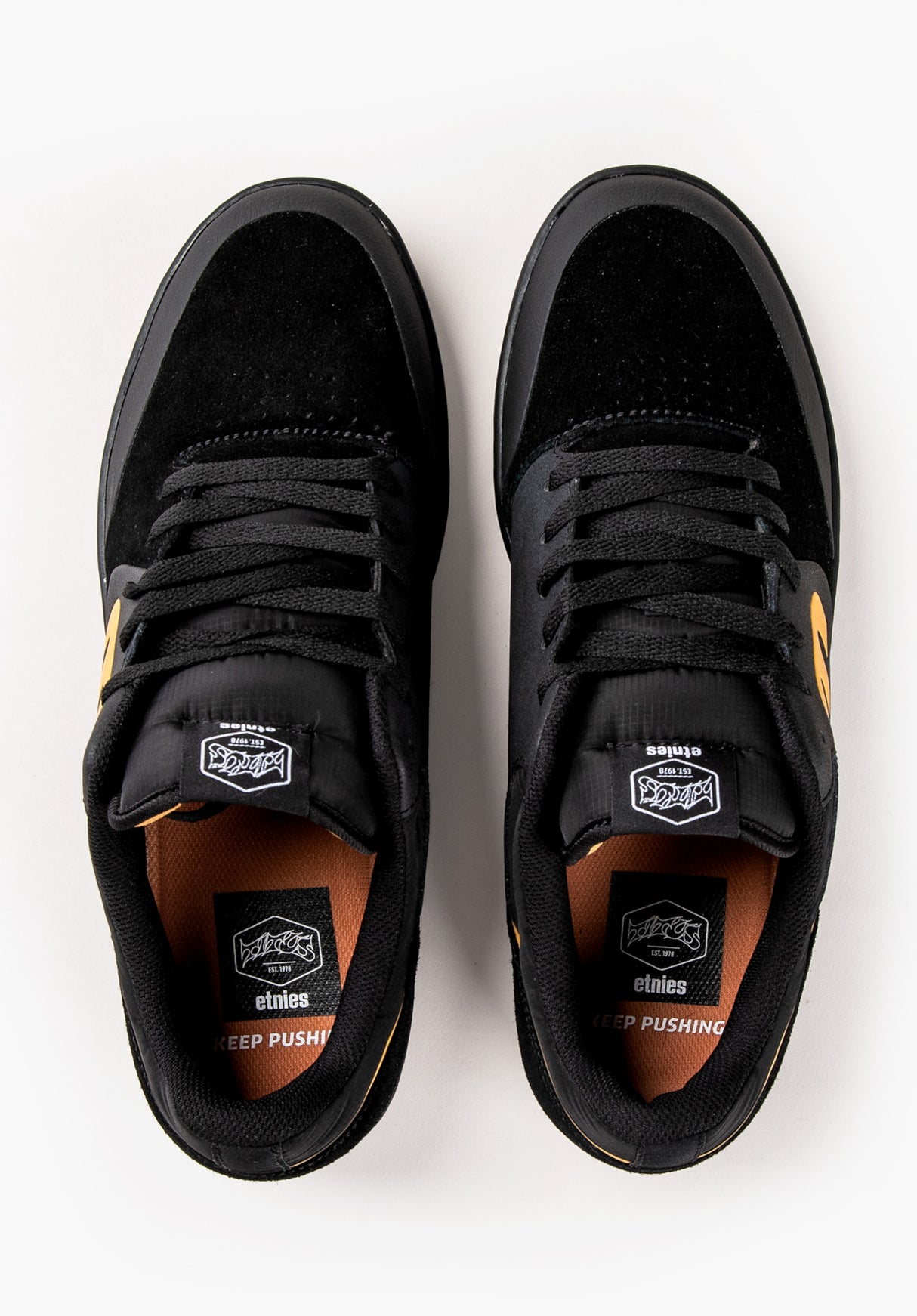 x TITUS Marana Michelin black-ambergold Closeup2