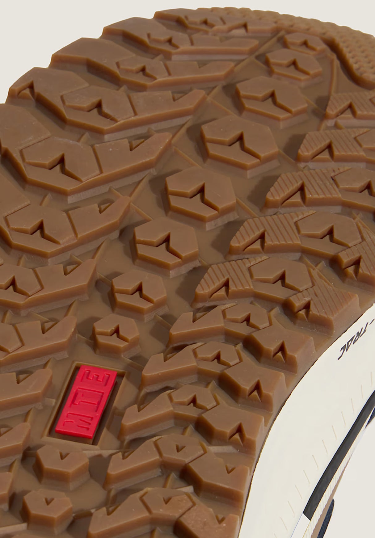 MTE Sk8-Hi Waterproof Insulated sepia-marshmallow Oberansicht