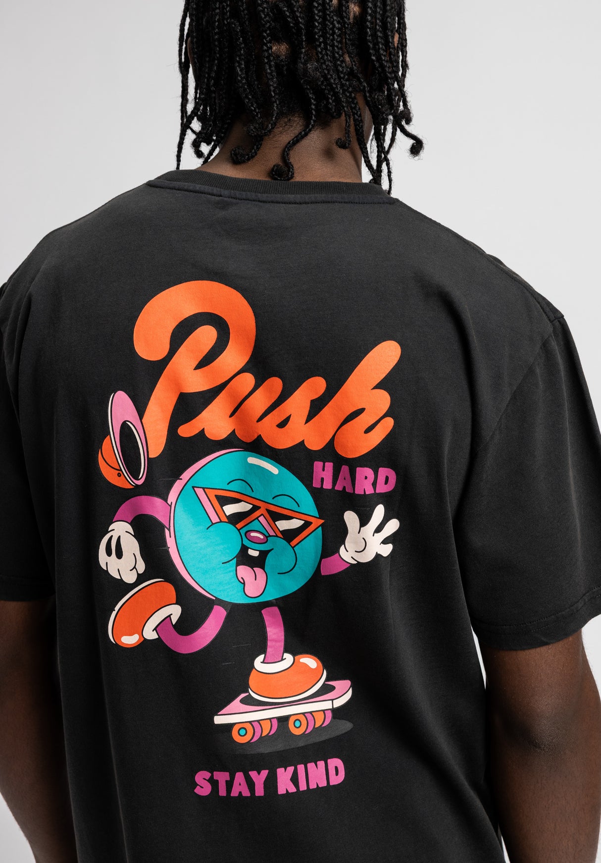 x YEYE WELLER Push hard blackfaded Rueckenansicht