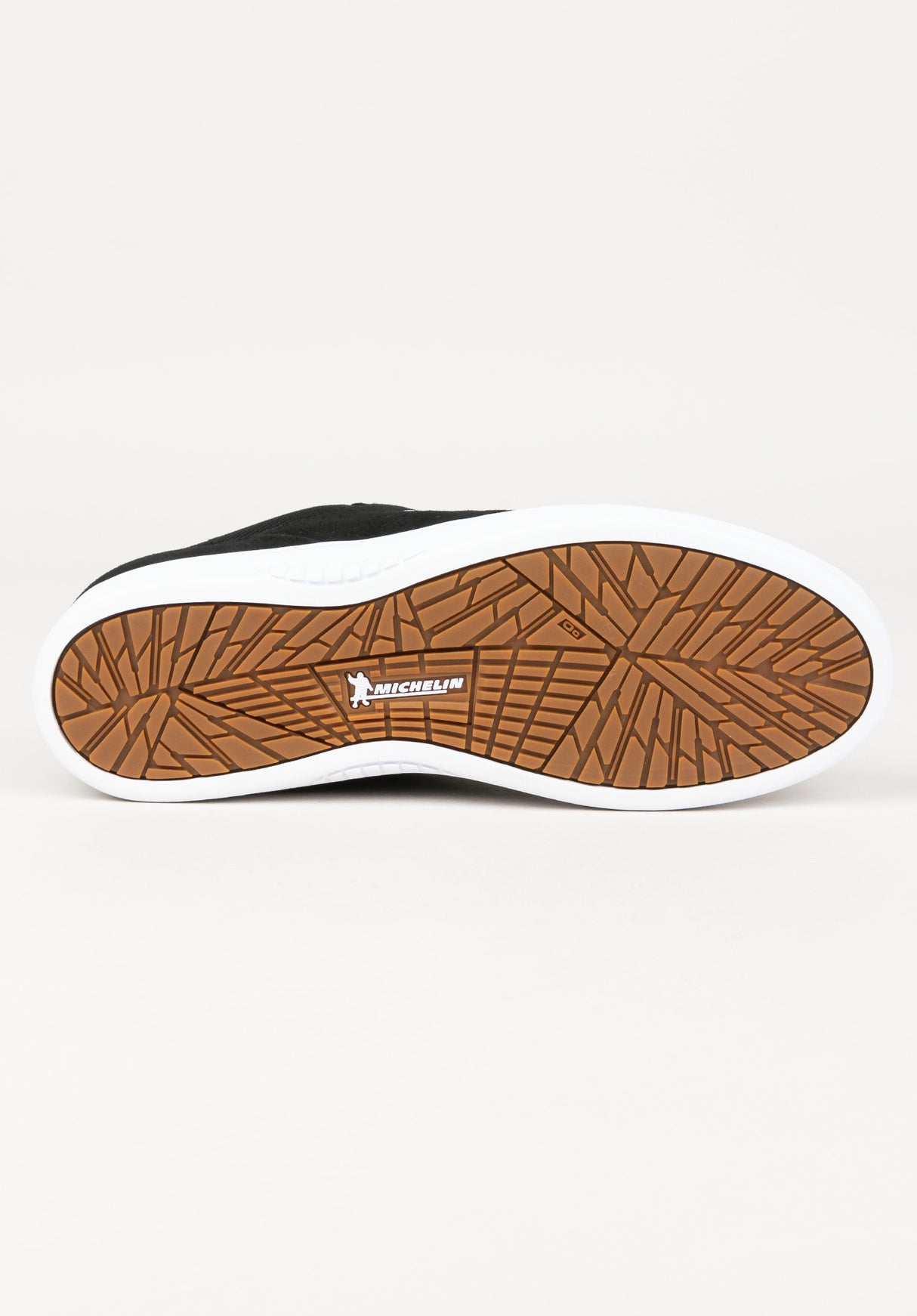 Marana x Michelin black-white-white Closeup1