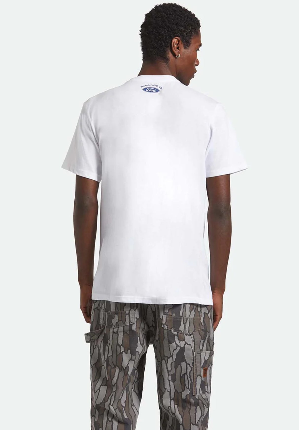 x Ford Truck Country wimbletonwhite Rueckenansicht