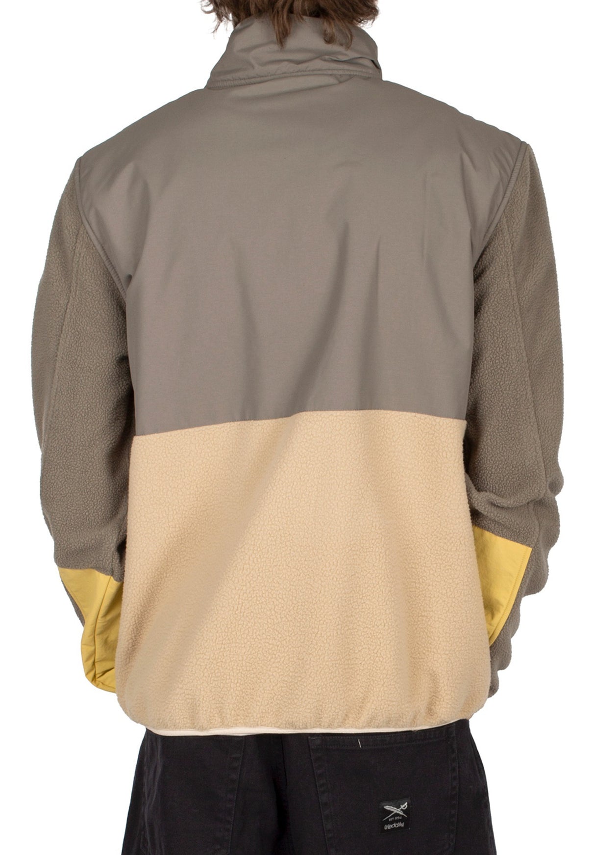 Auf Deck smokeyolive Rueckenansicht