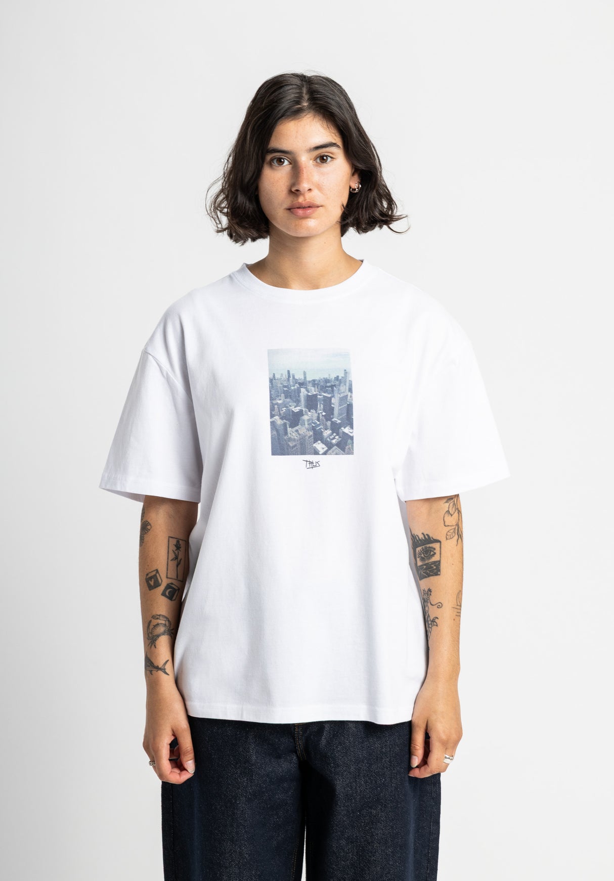 Muzio white Rueckenansicht