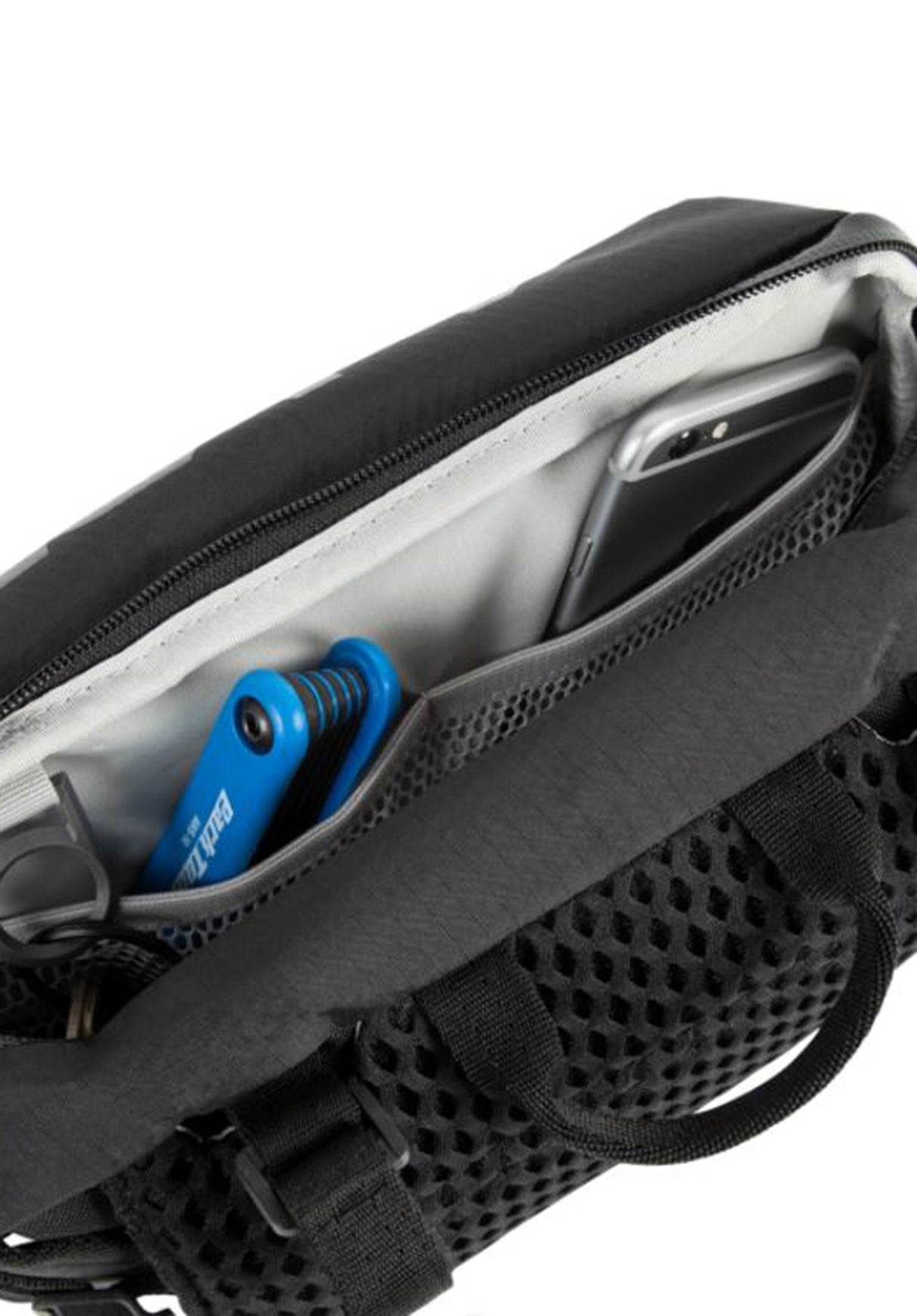 Bar Bag proof-black Closeup2