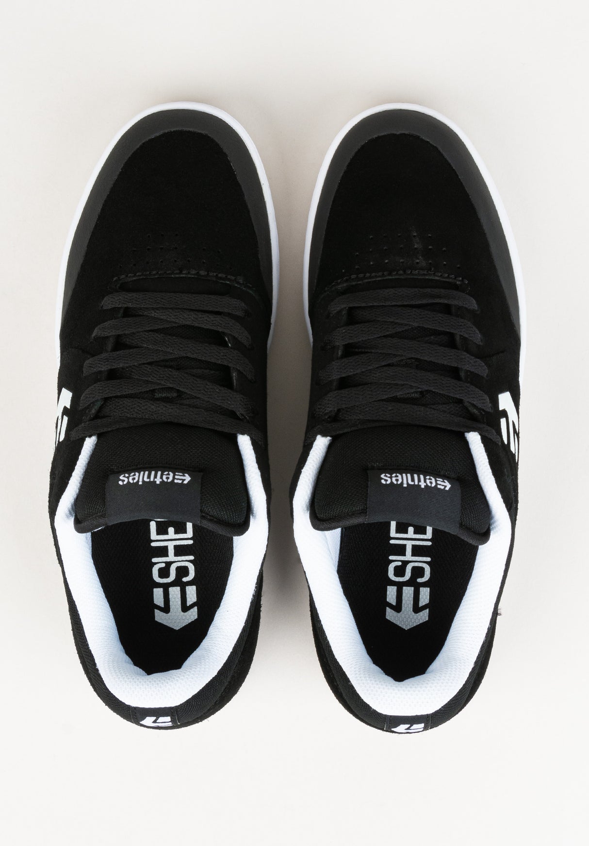 Marana x Michelin black-white-white Closeup2