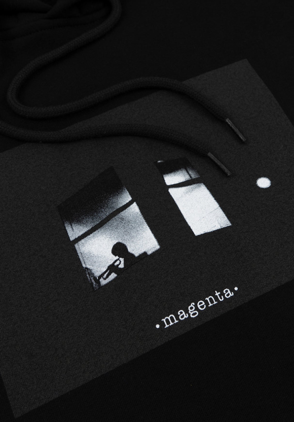 Window black Closeup1