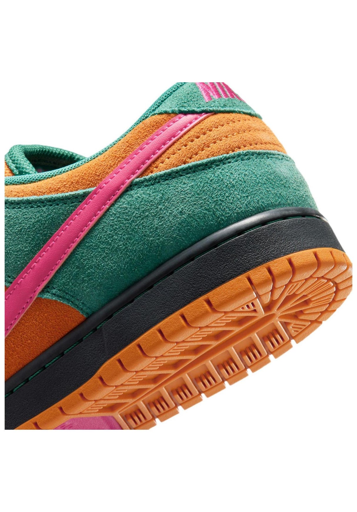 Dunk Low Pro greennoise-watermelon-lightcurry Unteransicht