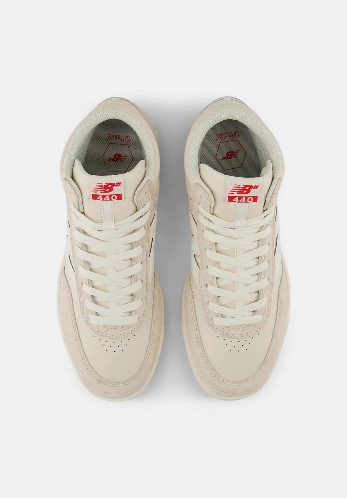 440 High V2 timberwolf-white Closeup2