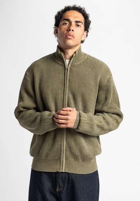 Matthew darkolive Vorderansicht