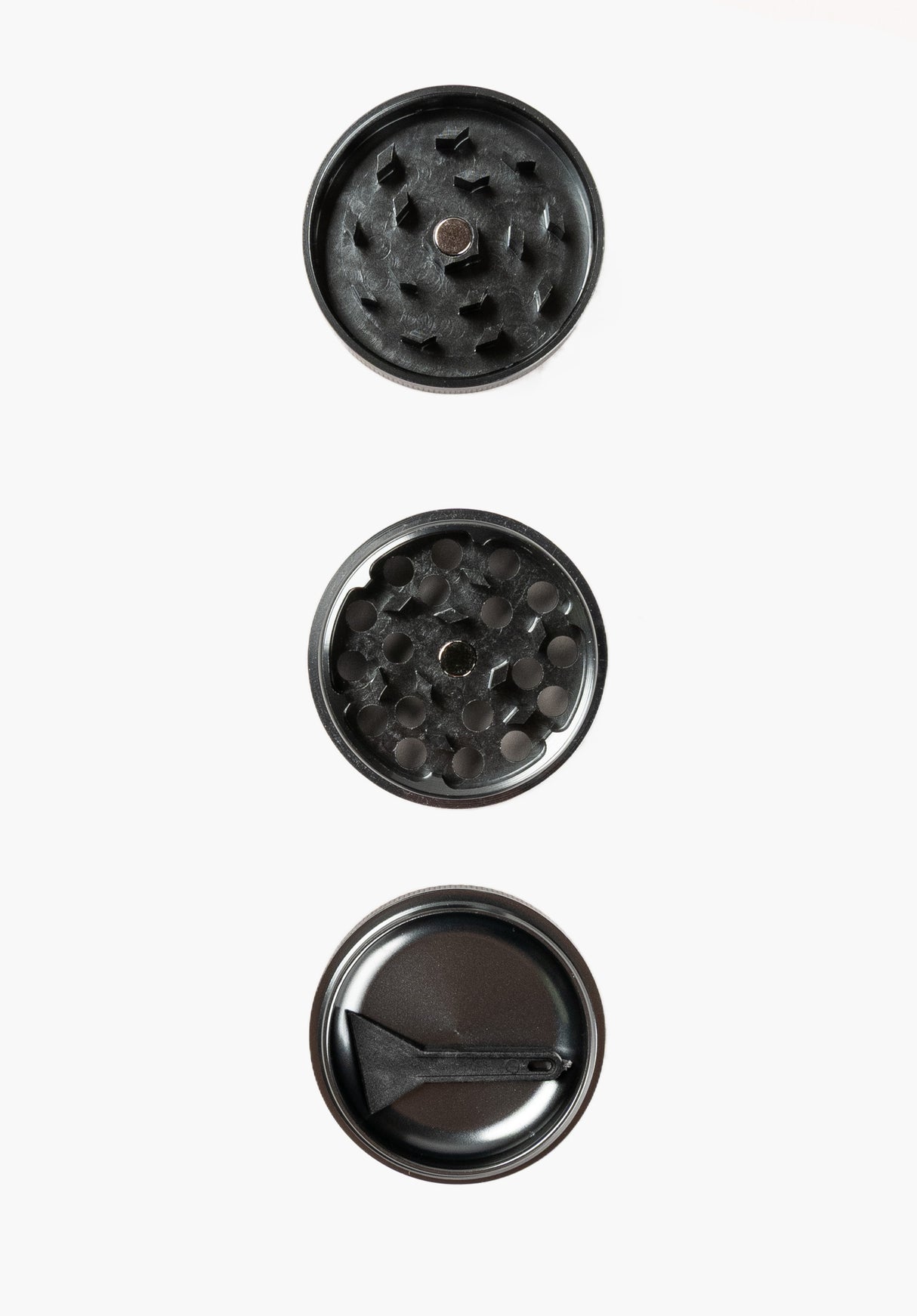 Hazy Days Pocket Metal 3 Parts Mini Grinder gunmetal Closeup2