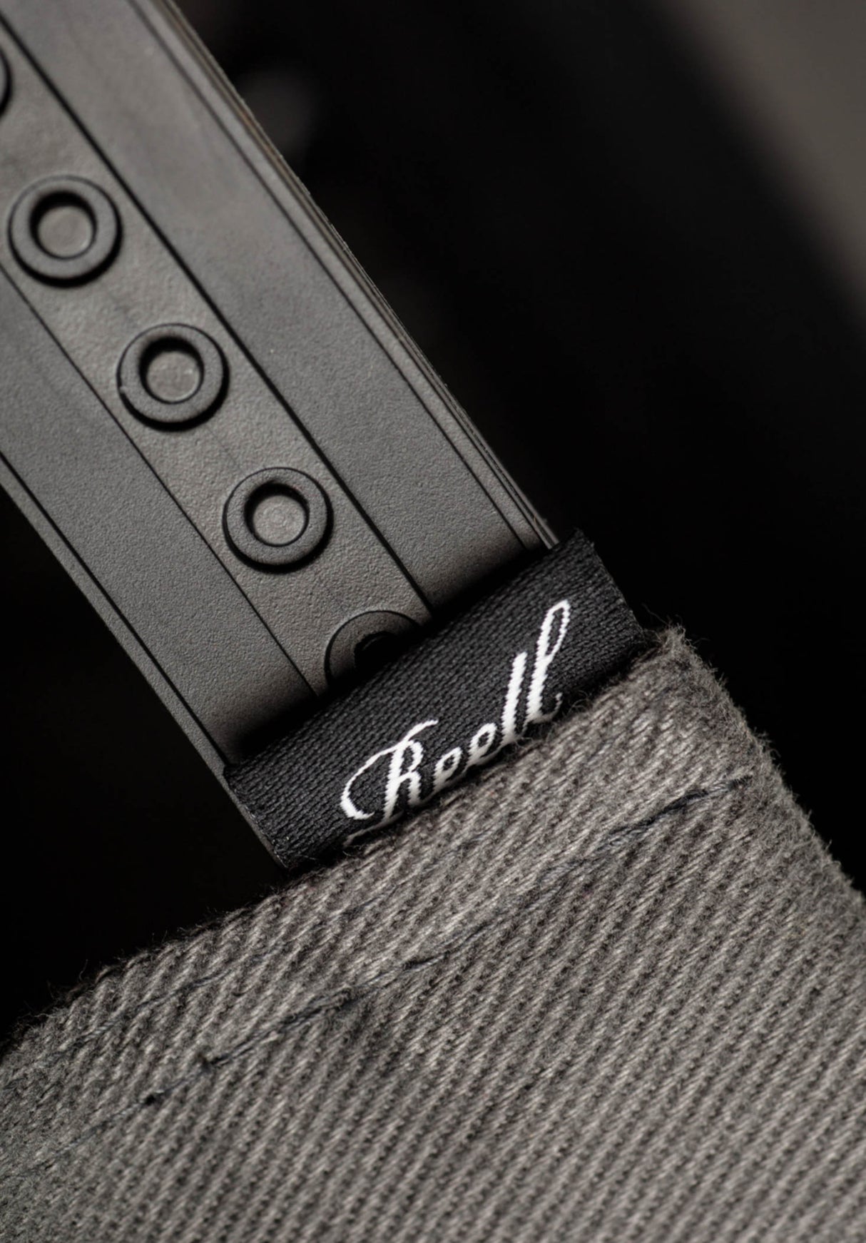 Flat 6-Panel Cap charcoal Rueckenansicht