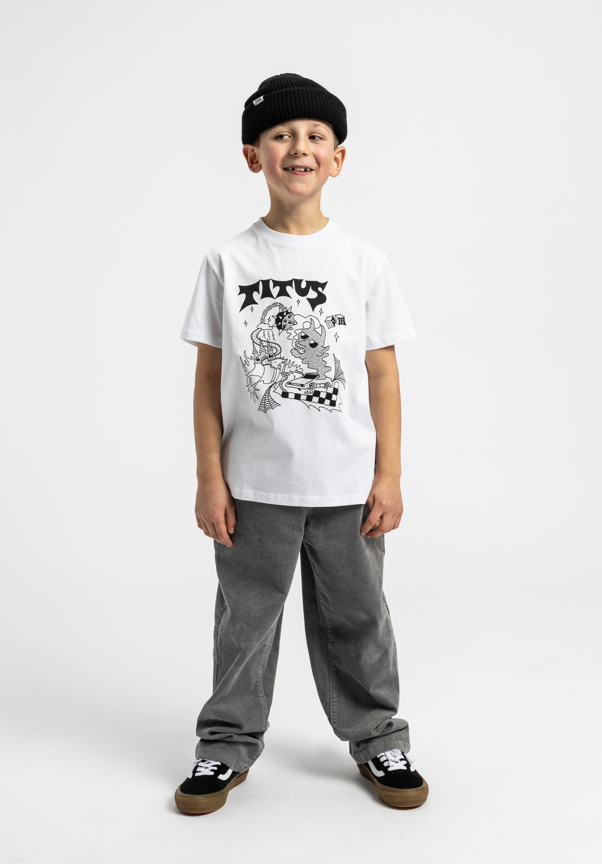 Devils World Kids white Closeup1