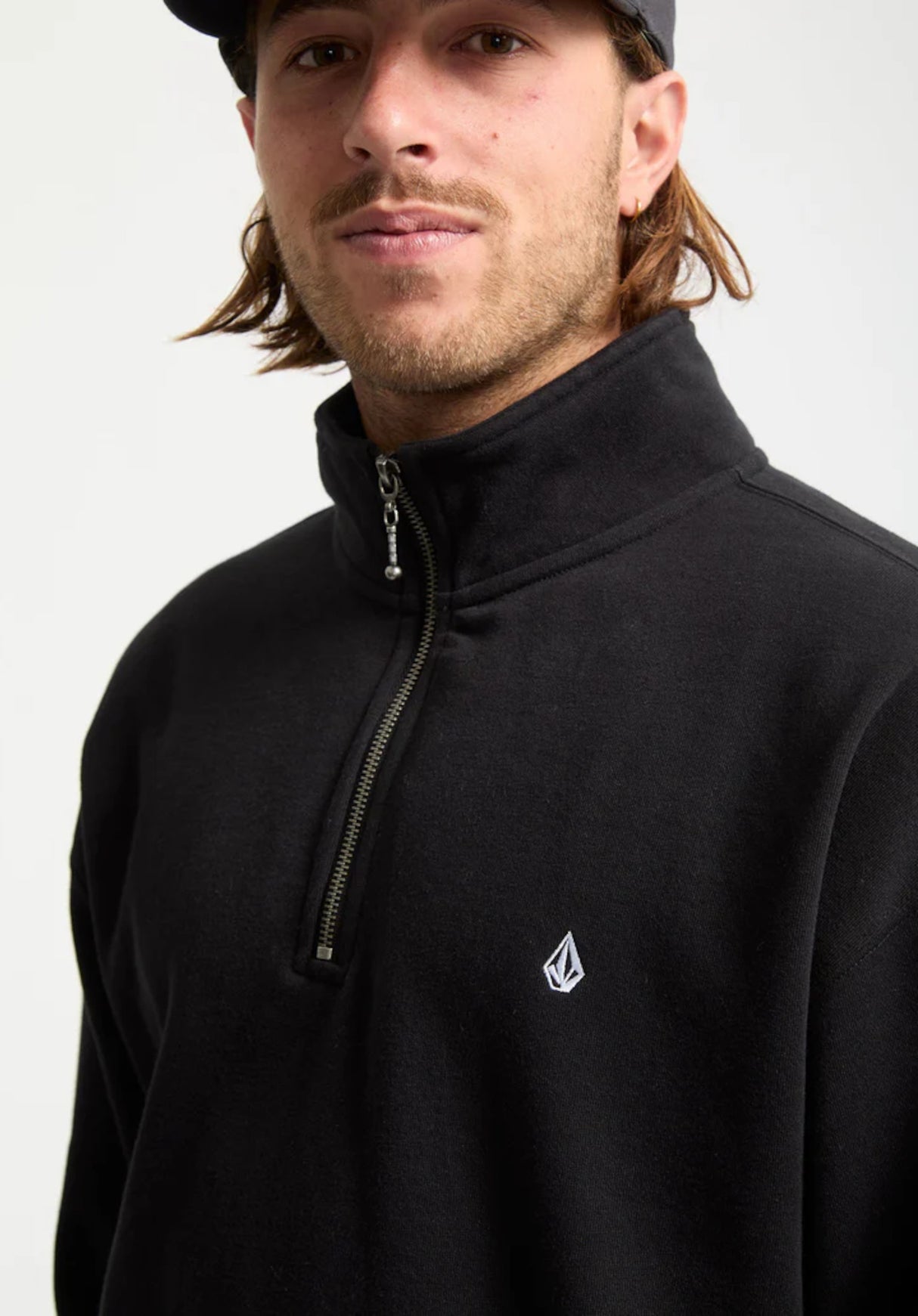 Single Stone Quarter Zip black Closeup1