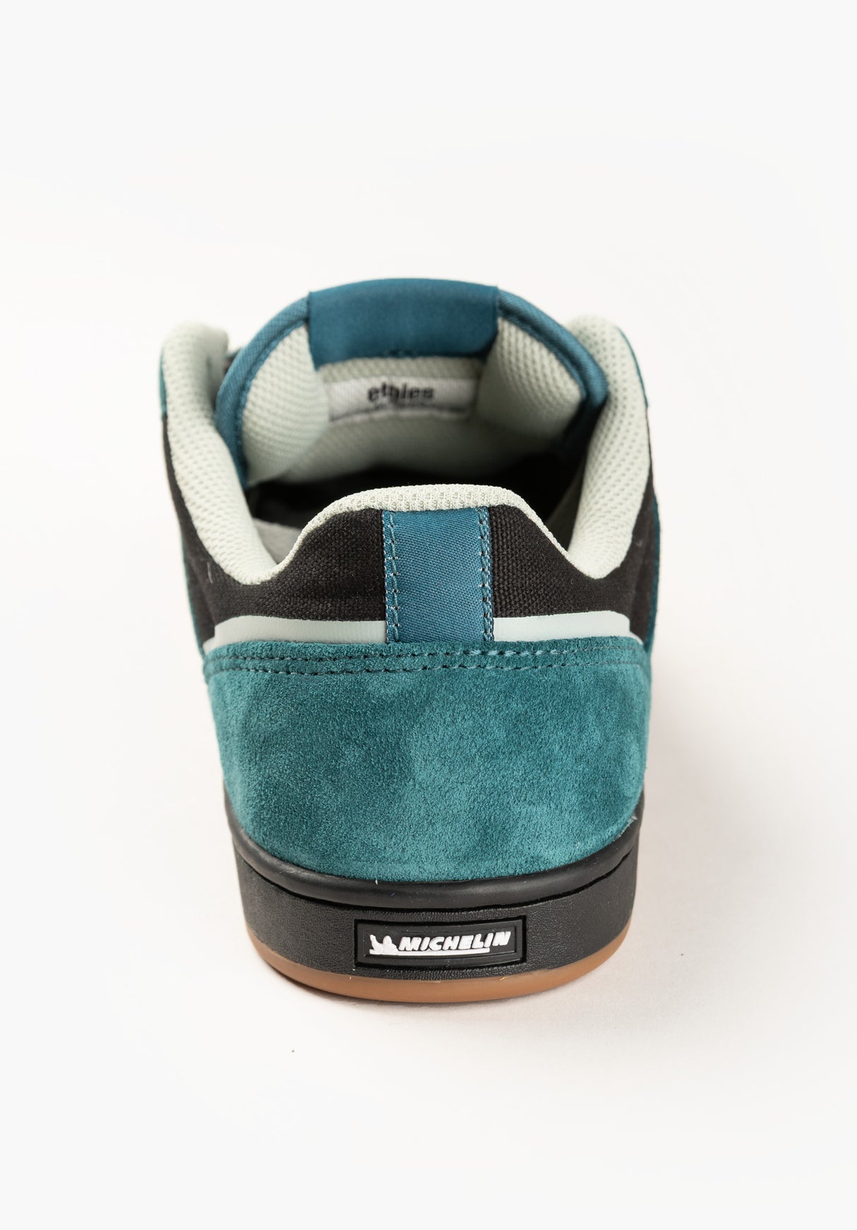 Marana x Michelin blue-grey Closeup2