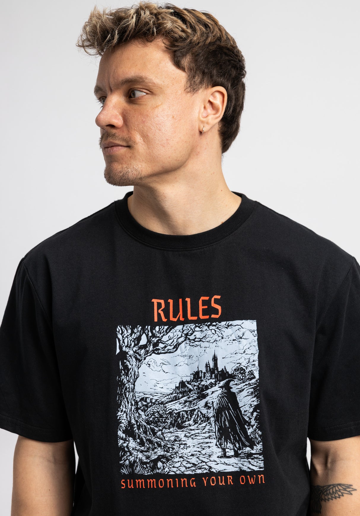 Wizard black Rueckenansicht