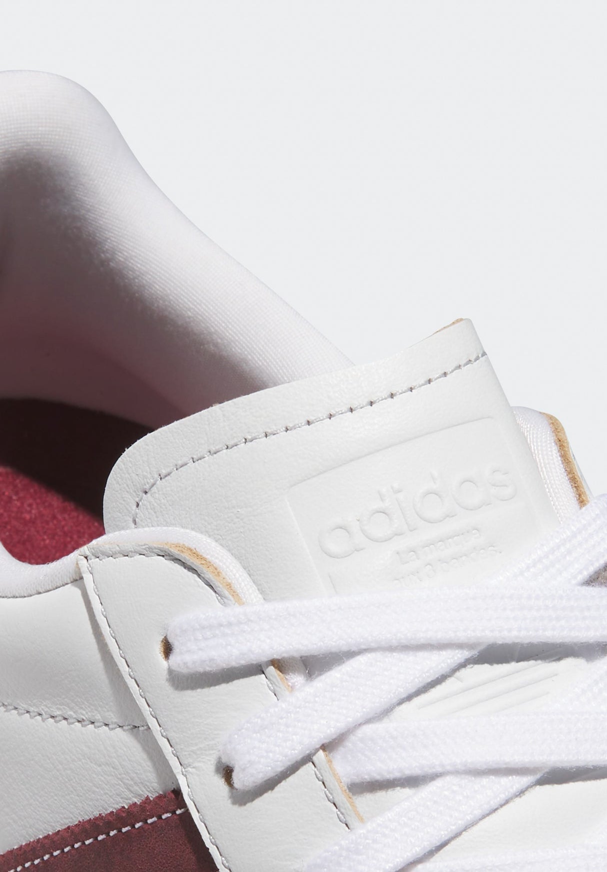 Superstar 80 ADV crystalwhite-shadowred-offwhite Oberansicht