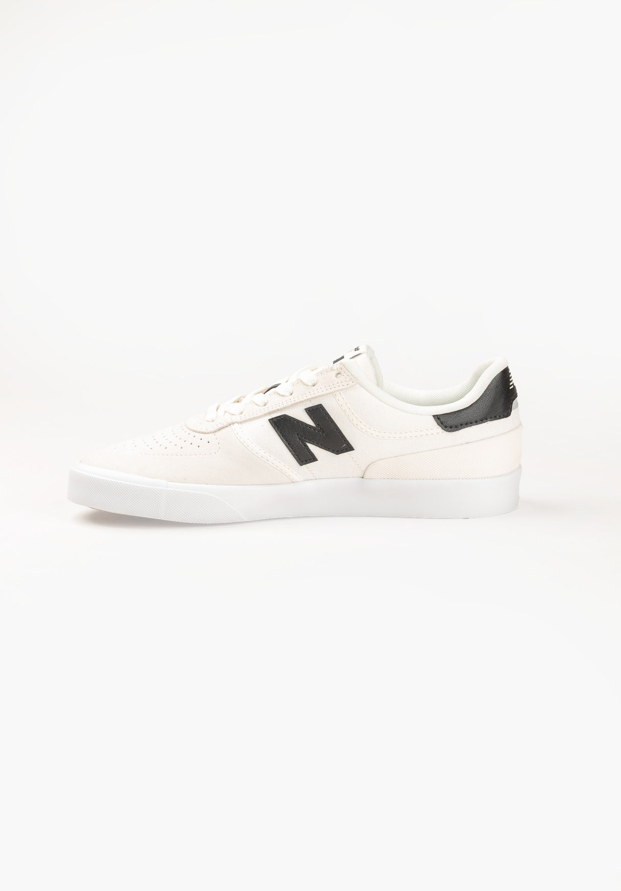 NM272 white Oberansicht