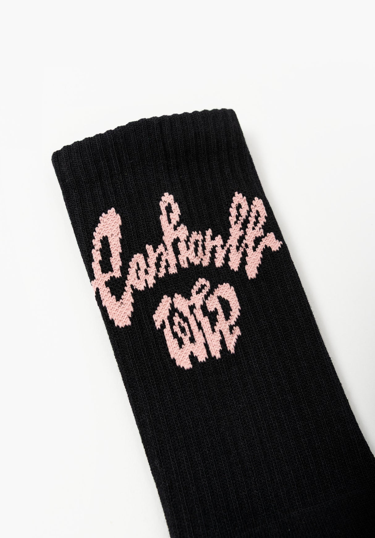 Chedda black-glassypink Closeup1