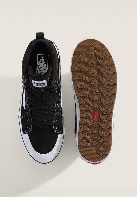 MTE Sk8-Hi Waterproof Insulated black-white Closeup1