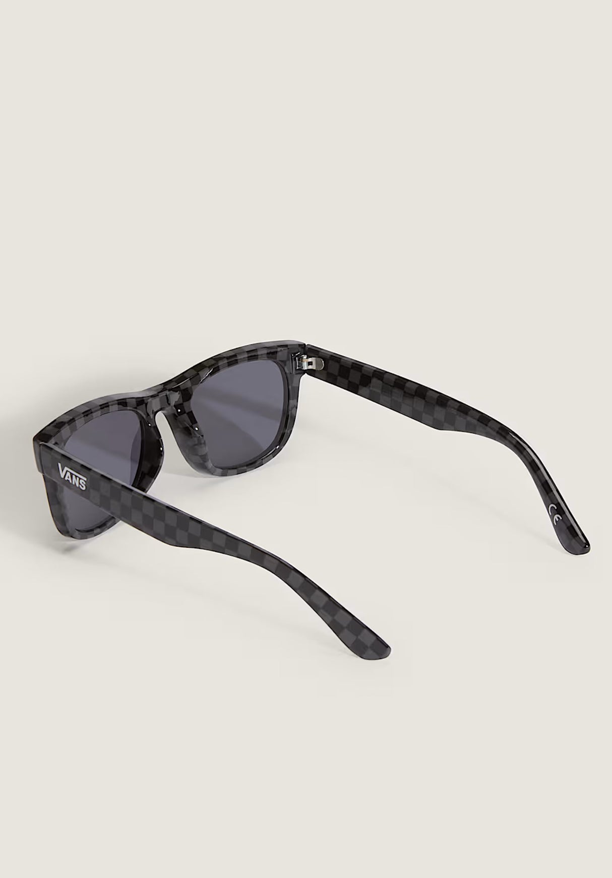 Spicoli 4 black-charcoal Closeup1