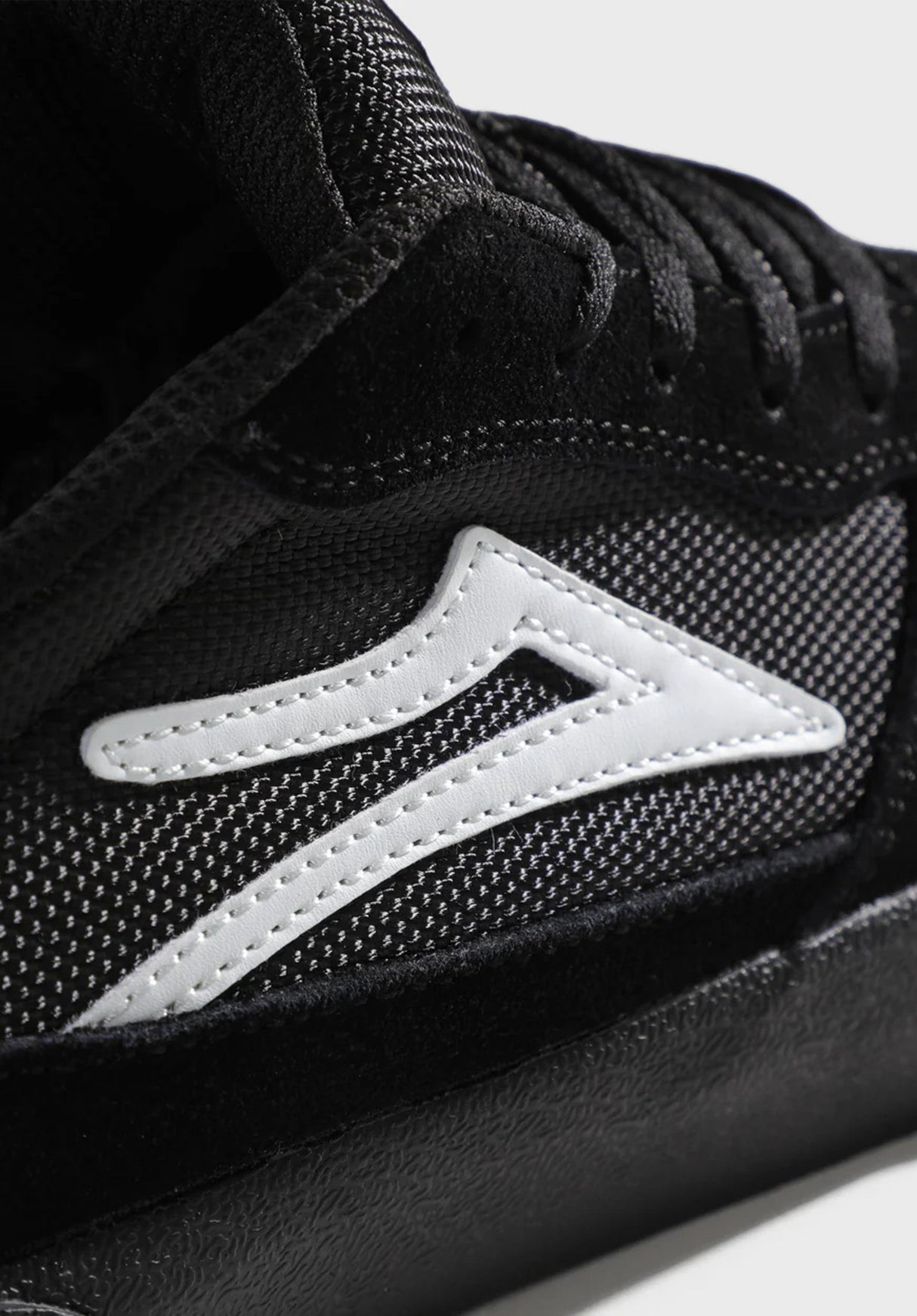 Cambridge black Oberansicht