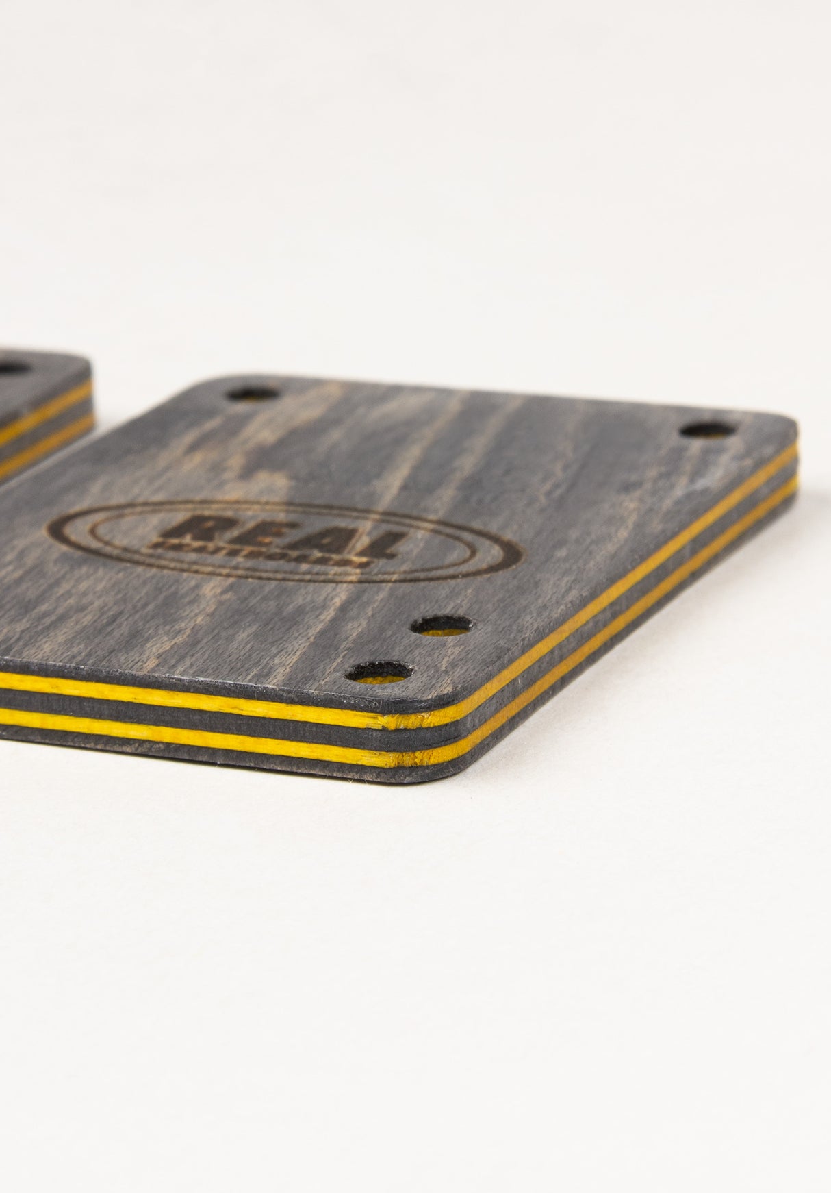 5-Ply 1/4'' Riser yellow Closeup1