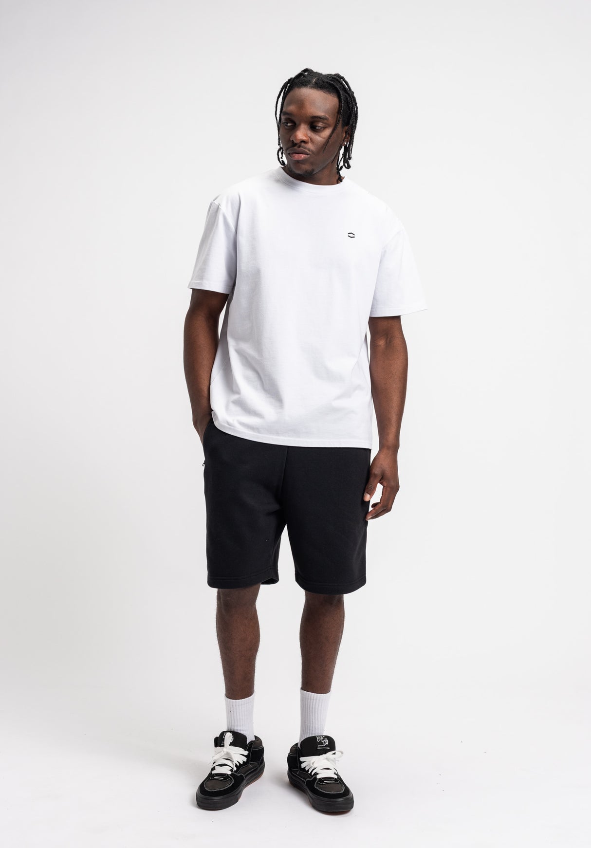 HXGN white Closeup1