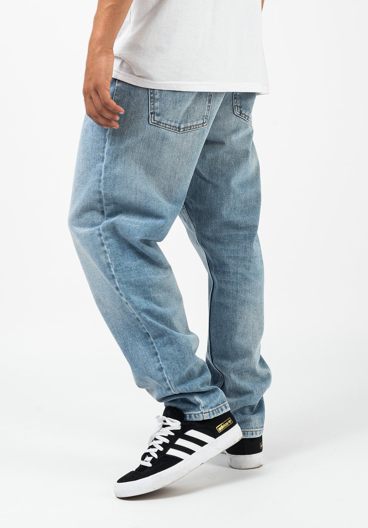 Newel Pant (Cropped) bluelightusedwash Rueckenansicht