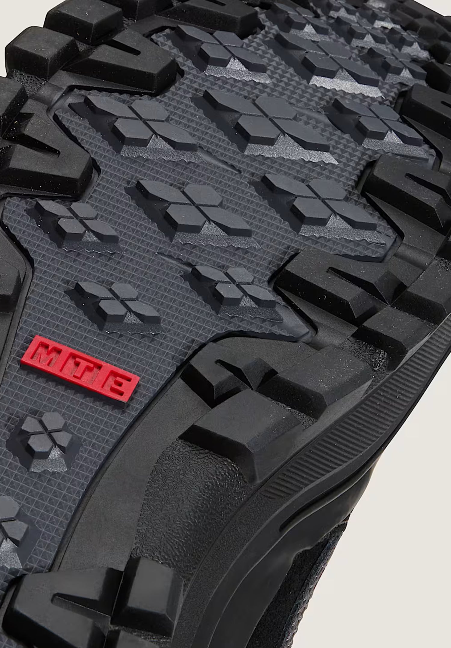 MTE Sk8-Hi Gore-Tex Insulated black-black Unteransicht Zoom Image