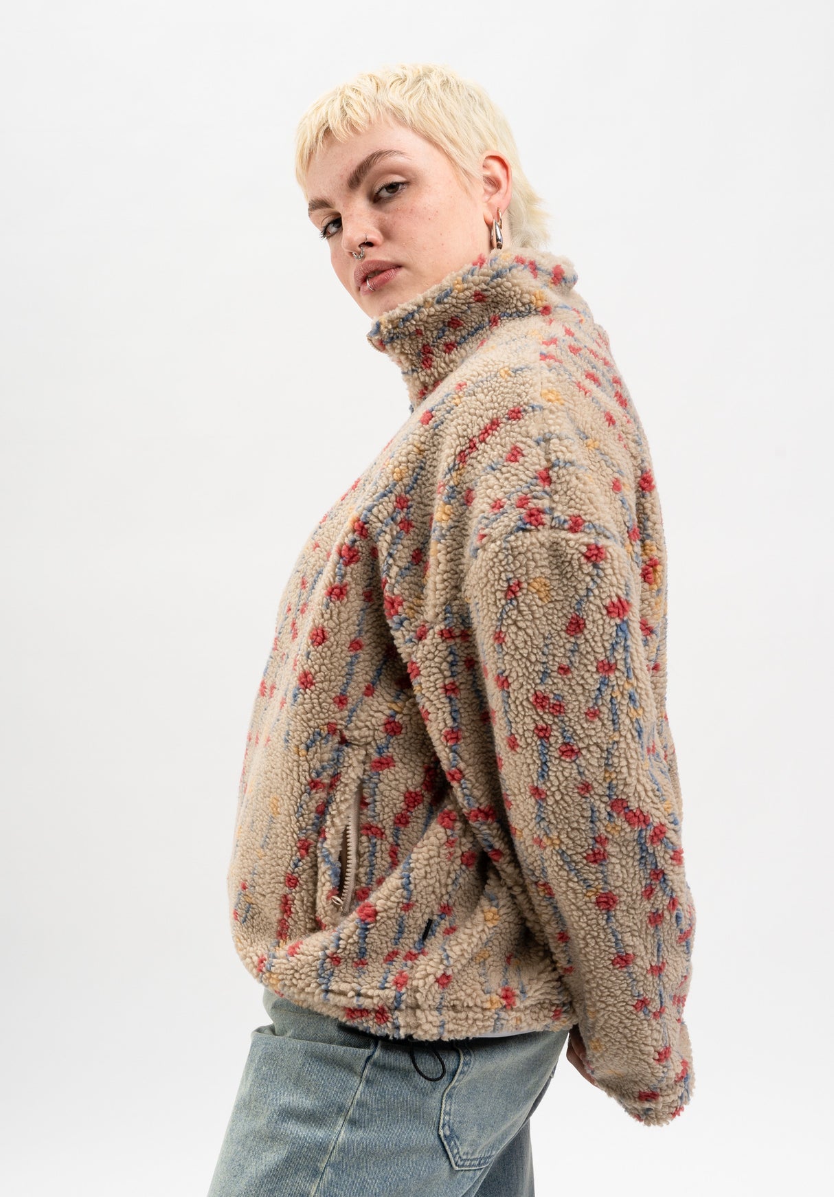 Nieva cream AO Rueckenansicht