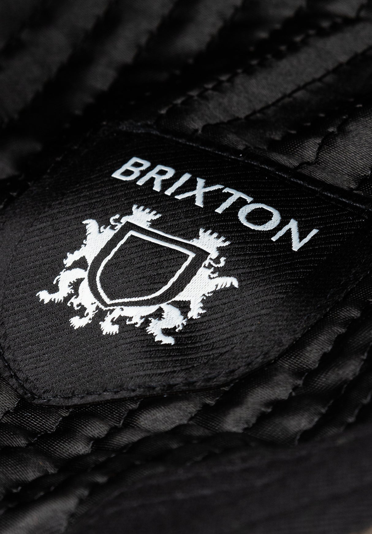 Brood brown-khaki Closeup1