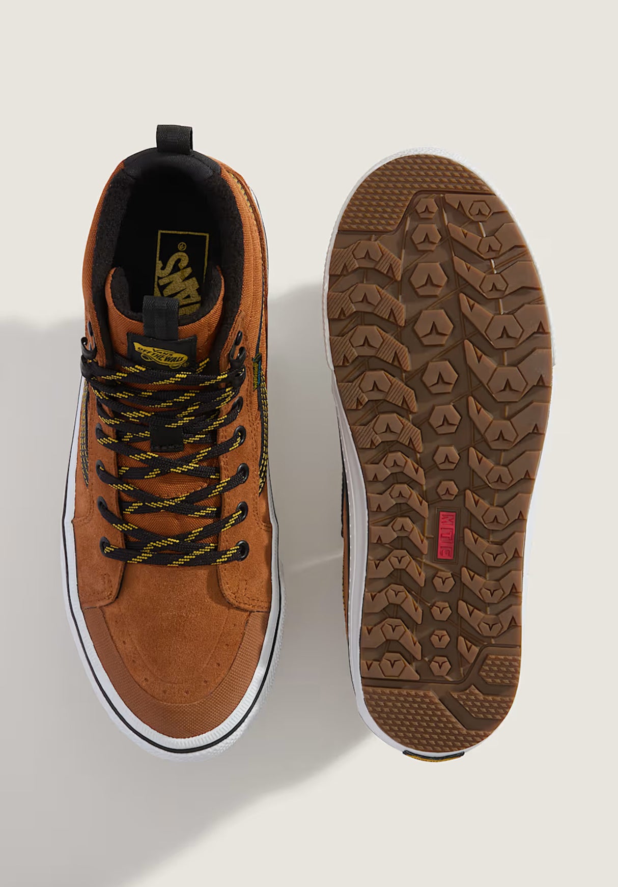 MTE Sk8-Hi Waterproof Insulated glazedginger Closeup1